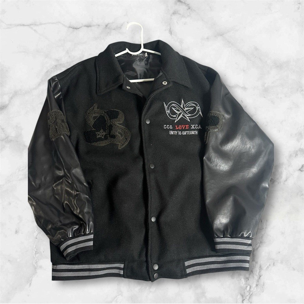 Varaity jacket
